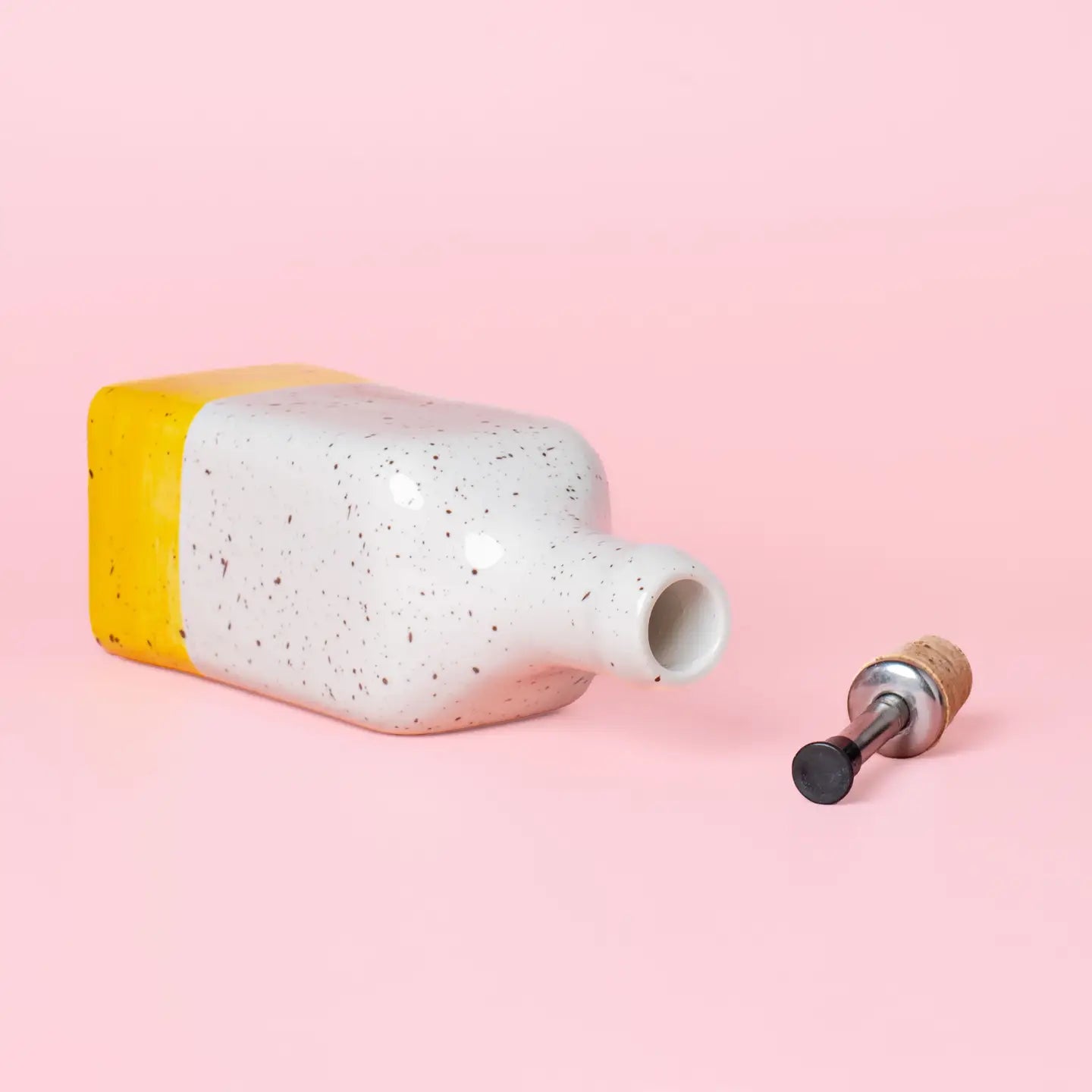 Ceramic Oil Dispenser 375ml - Cinnamon – Handmade Oil Dispenser by Alfar Tierra Cocida - Kúbome