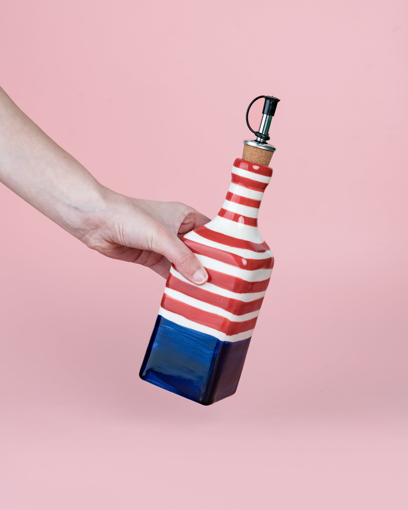 Ceramic Oil Dispenser 475ml - Tomates – Handmade Oil Dispenser by Alfar Tierra Cocida - Kúbome
