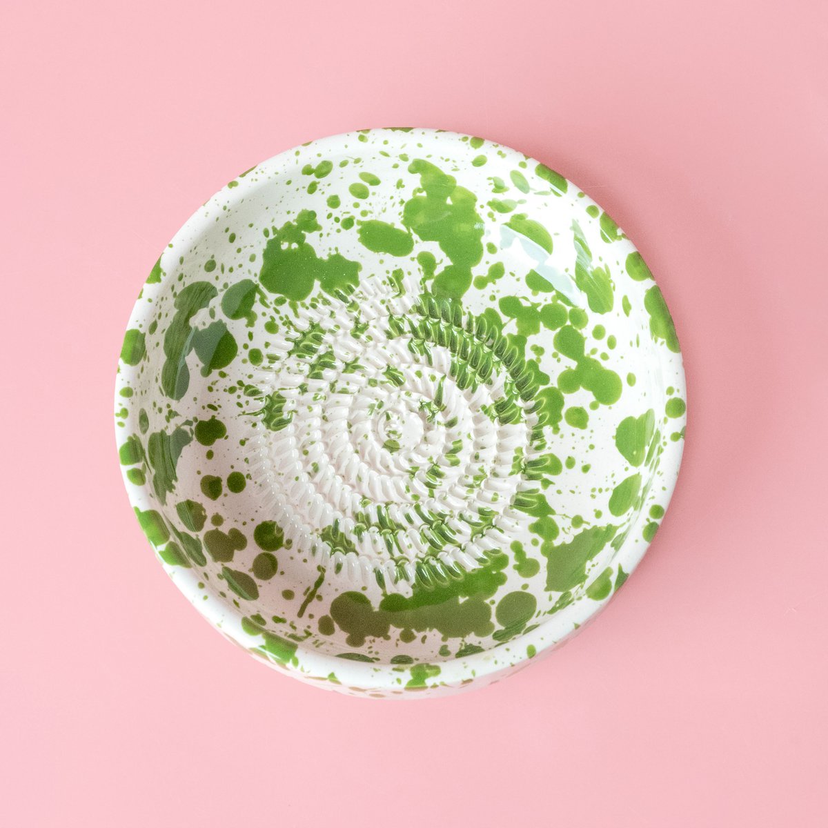 Large Ceramic Grater Plate - Moss – Handmade Grater by Alfar Tierra Cocida - Kúbome