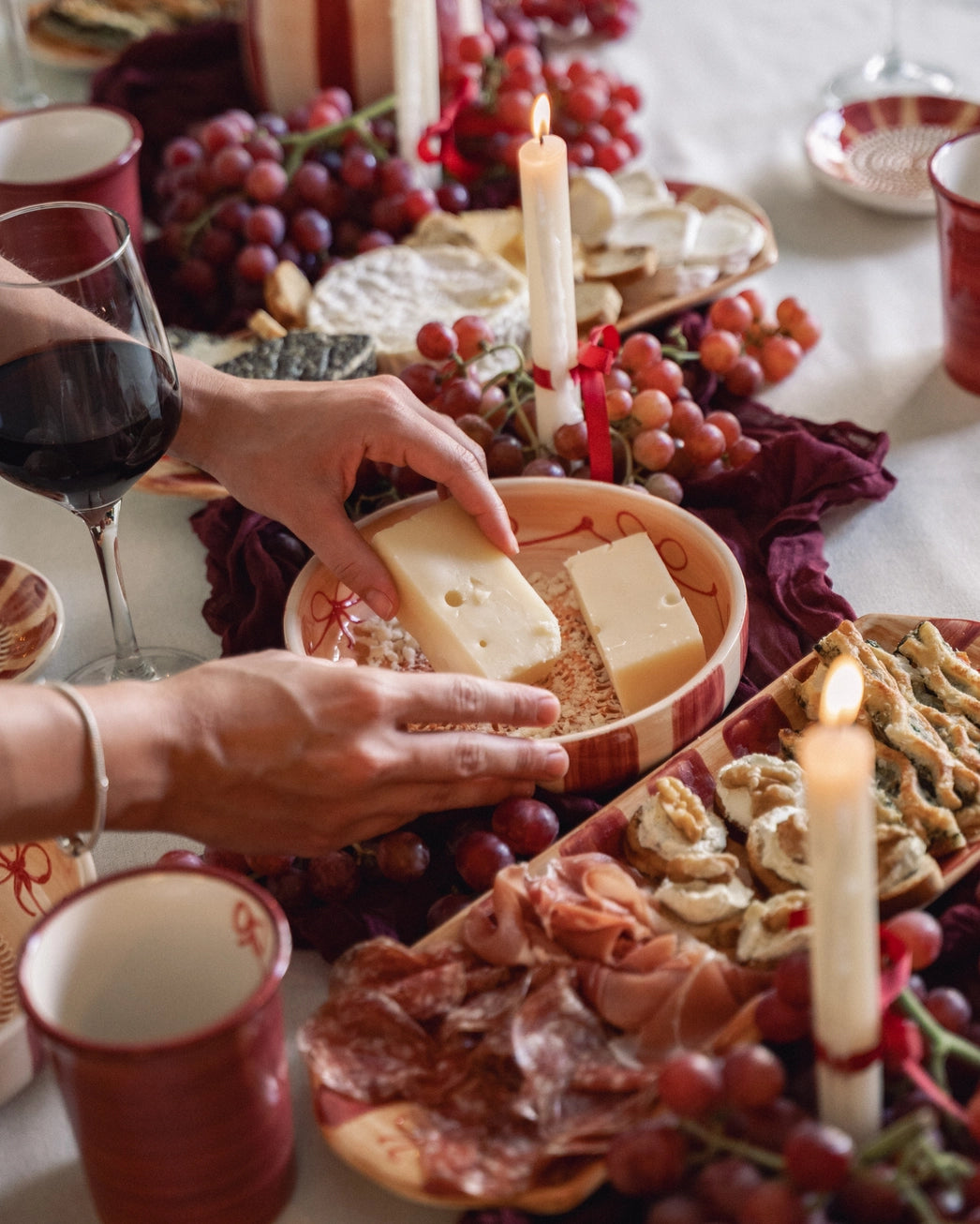 *Limited Edition* Large Pottery Grater Plate - Noelle *Wooden Spoon Included* – Handmade Grater by Alfar Tierra Cocida - Kúbome