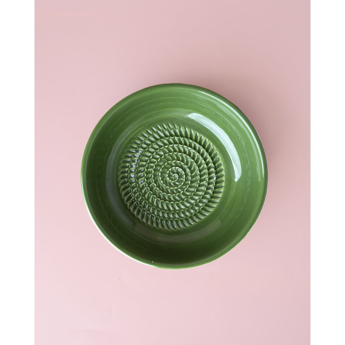 Medium Ceramic Grater Plate - Elizabeth – Handmade Grater by Alfar Tierra Cocida - Kúbome