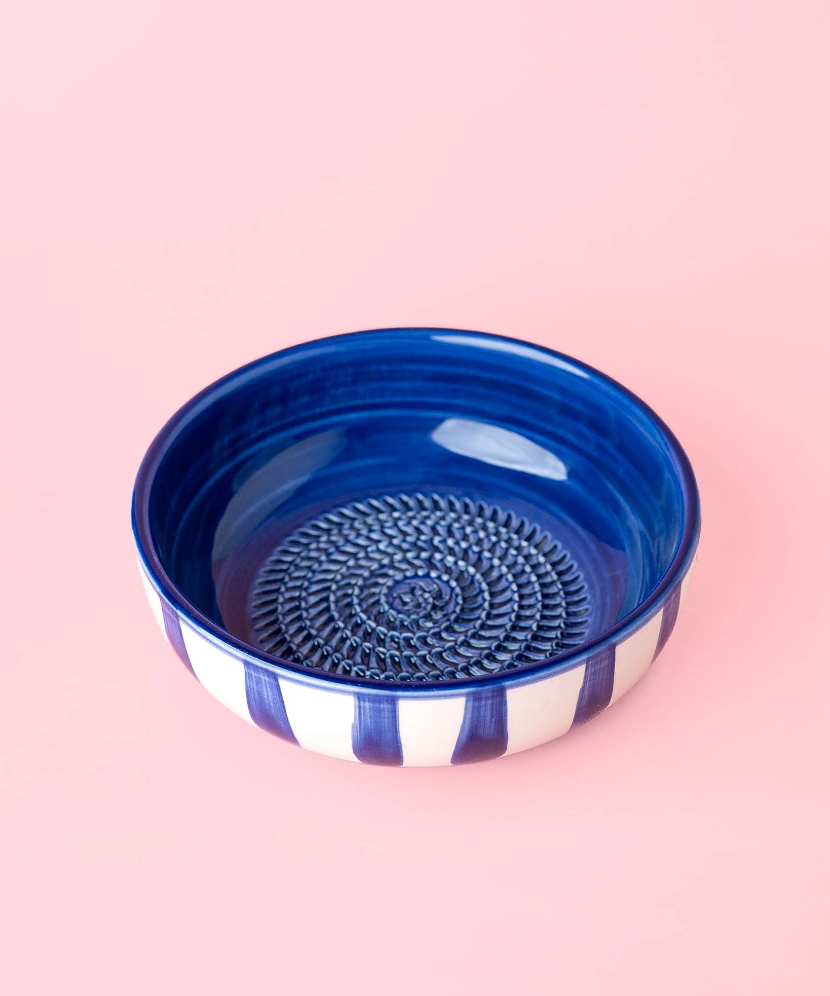 Medium Pottery Grater Plate – Costa Azul – Handmade Grater by Alfar Tierra Cocida - Kúbome