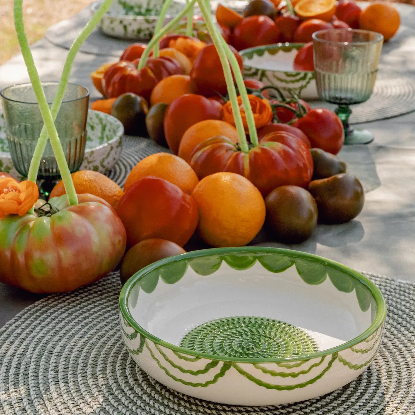 Medium Pottery Grater Plate – Roots – Handmade Grater by Alfar Tierra Cocida - Kúbome