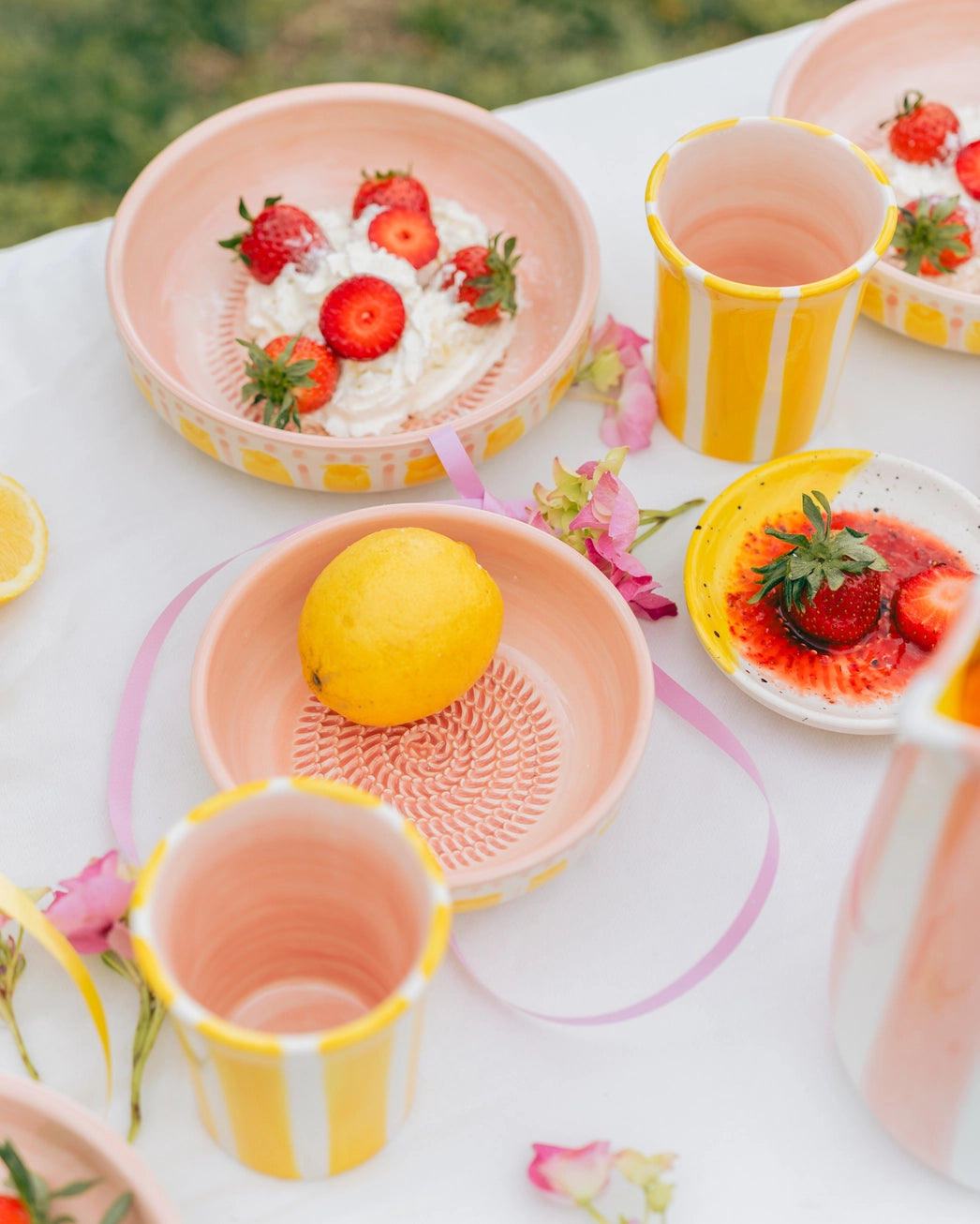Medium Vintage Pottery Grater Plate - Valentina – Handmade Grater by Alfar Tierra Cocida - Kúbome