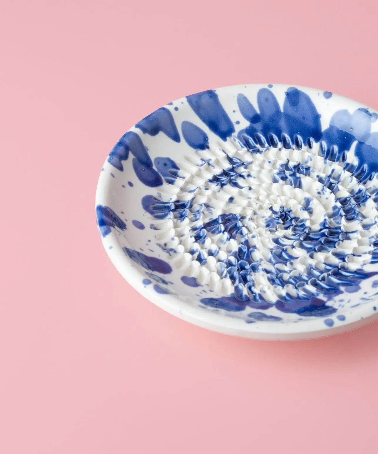 Small Ceramic Grater Plate - Persia – Handmade Grater by Alfar Tierra Cocida - Kúbome