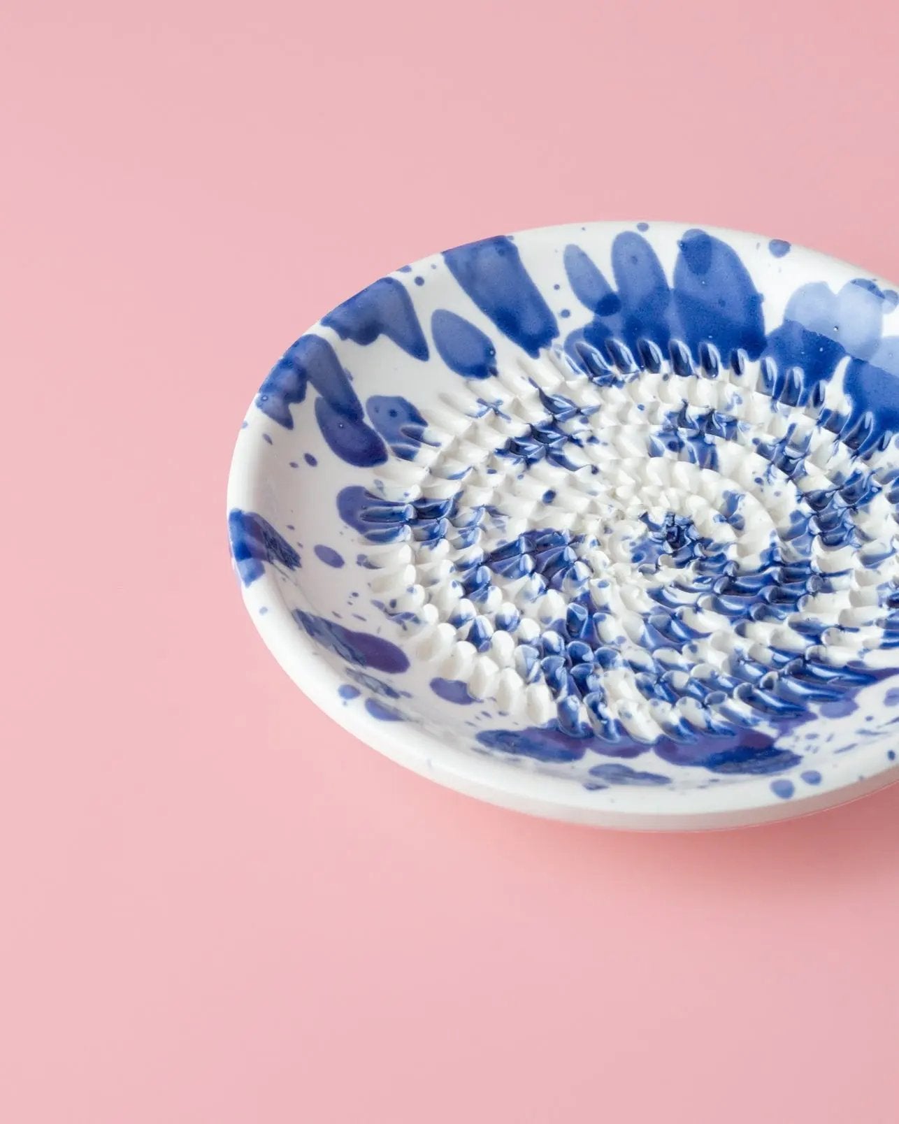 Small Ceramic Grater Plate - Persia – Handmade Grater by Alfar Tierra Cocida - Kúbome