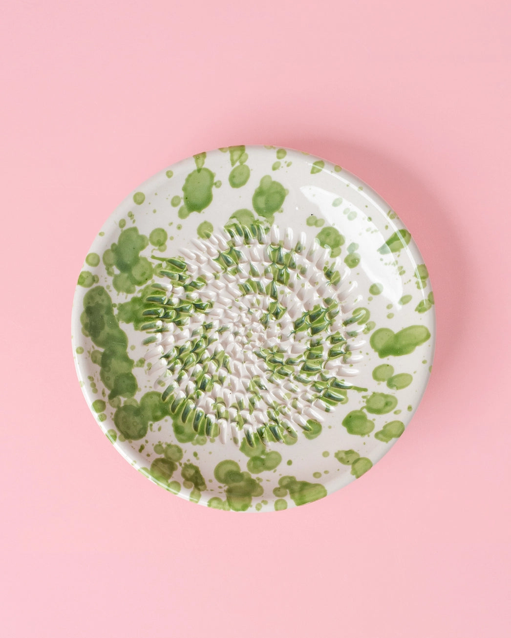 Small Grater Ceramic Dish - Musgo – Handmade Grater by Alfar Tierra Cocida - Kúbome