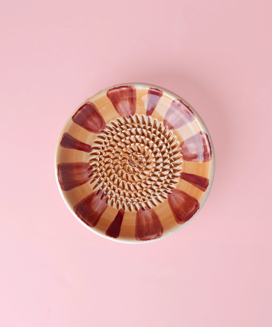 Small Grater Ceramic Plate - Noelle – Handmade Grater by Alfar Tierra Cocida - Kúbome