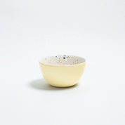 Breeze Party In Stoneware Bowl 16cm – Handmade Bowls by Egg Back Home - Kúbome