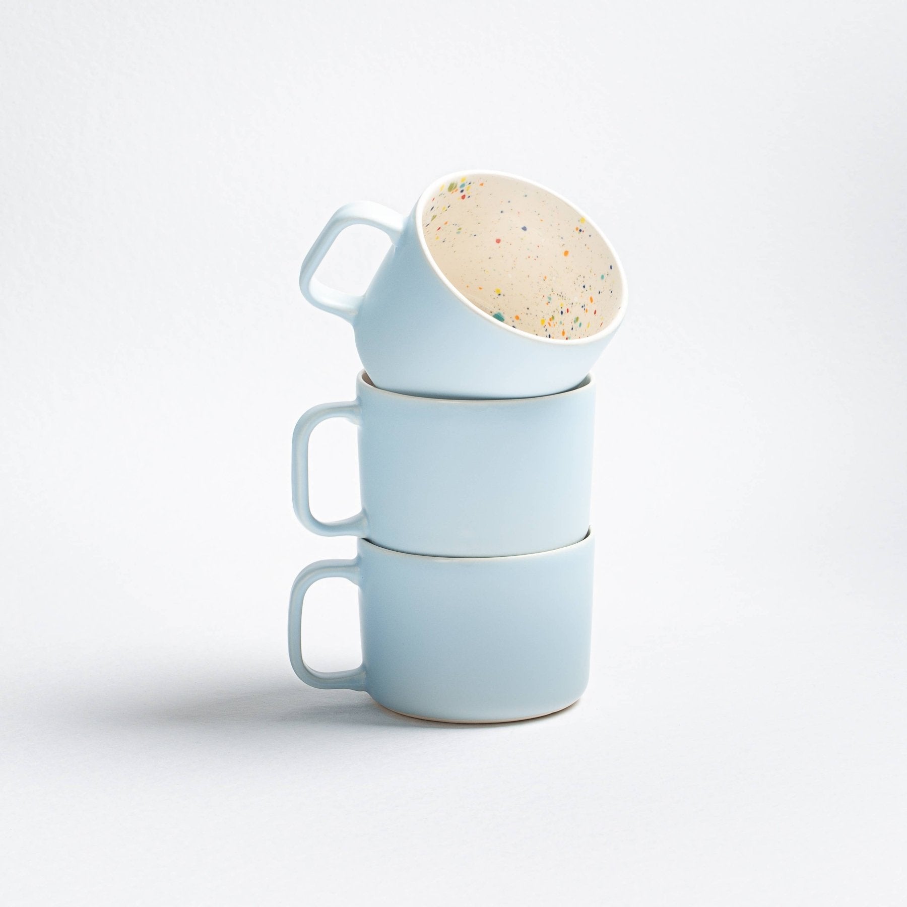 Breeze Party Mug-450ml in Blue – Handmade Mugs by Egg Back Home - Kúbome
