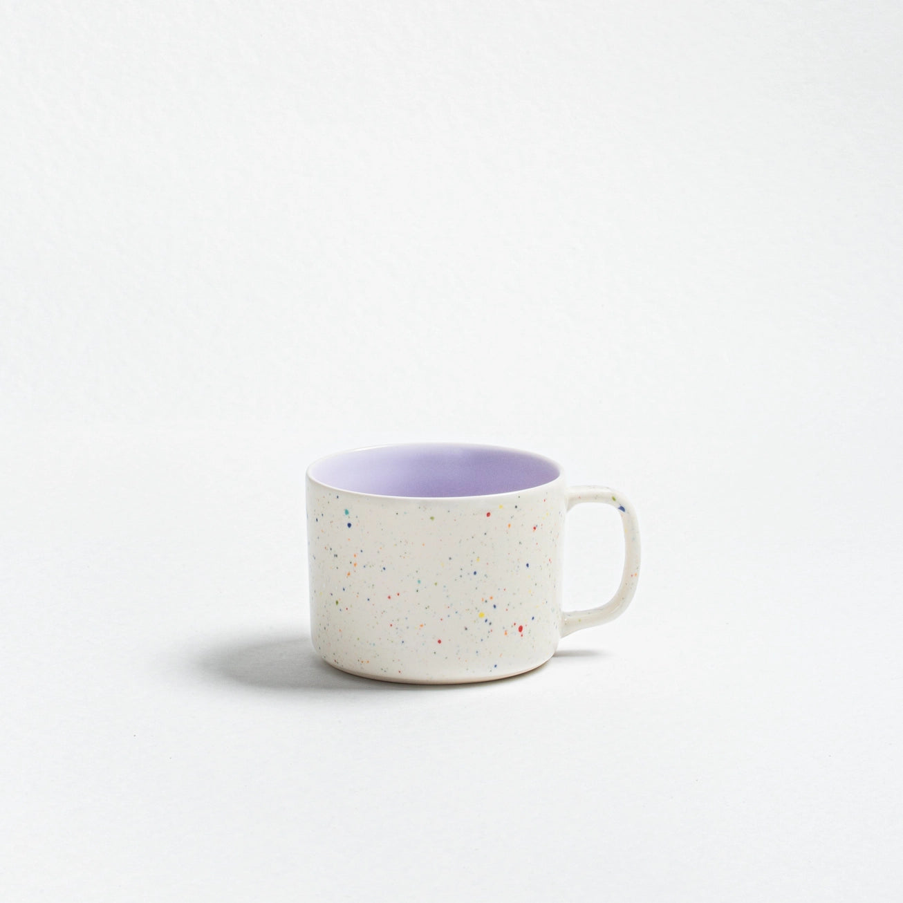 Breeze Party Out Stoneware Mug 450ml – Handmade  by Egg Back Home - Kúbome
