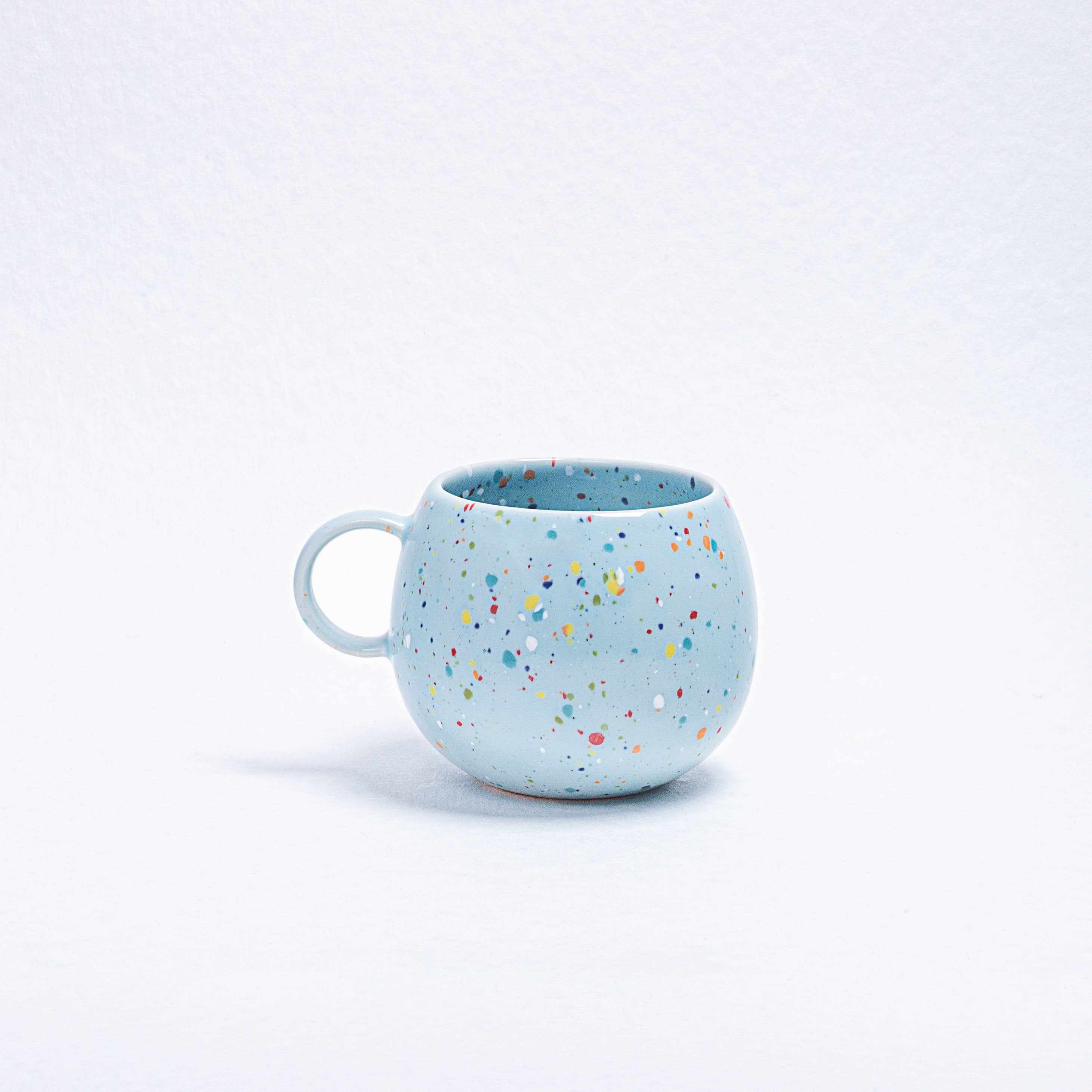 *New* Party Ball Mug 500ml – Handmade Mugs by Egg Back Home - Kúbome