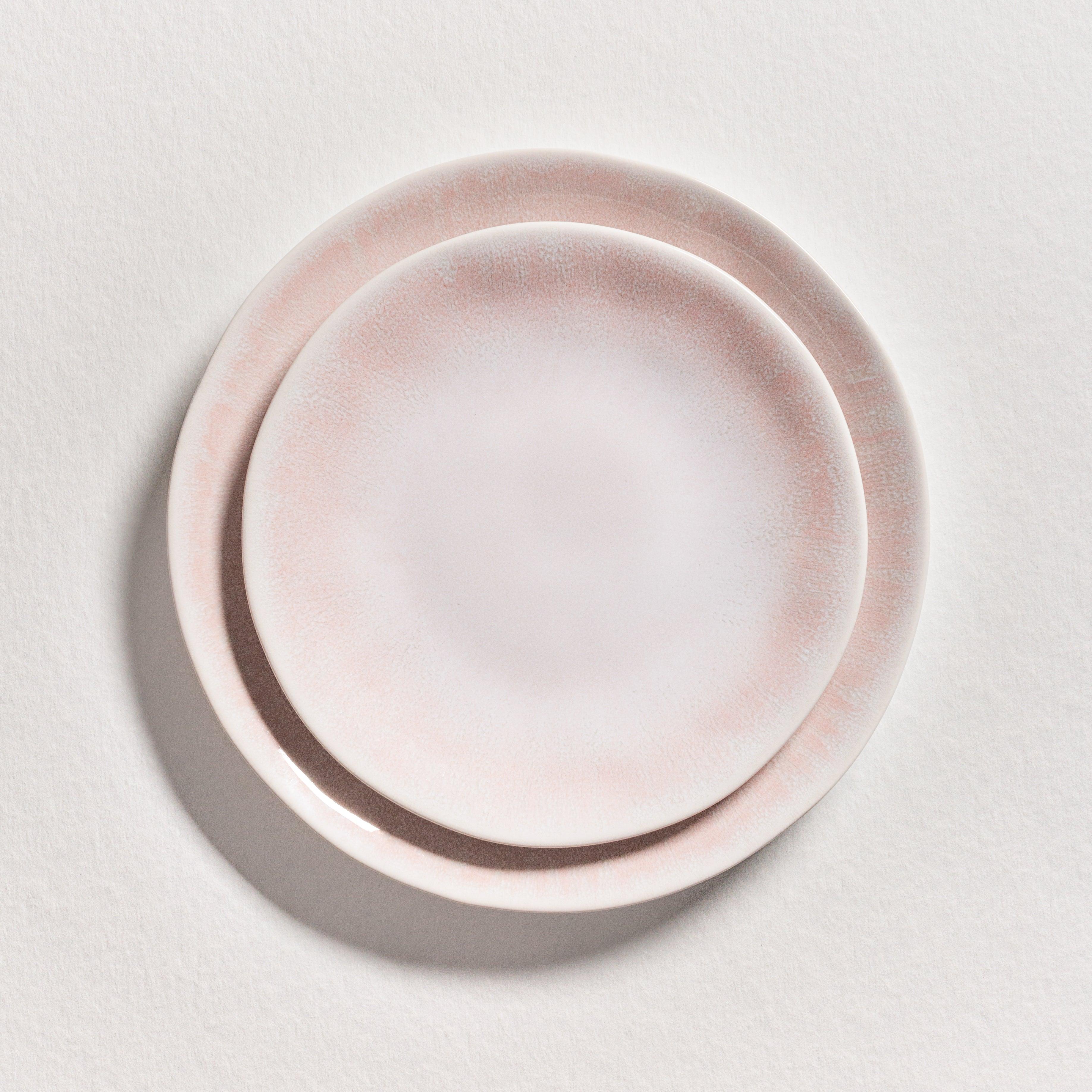 Pink Salad Plate 22cm – Handmade Dishes by Kúbome - Kúbome