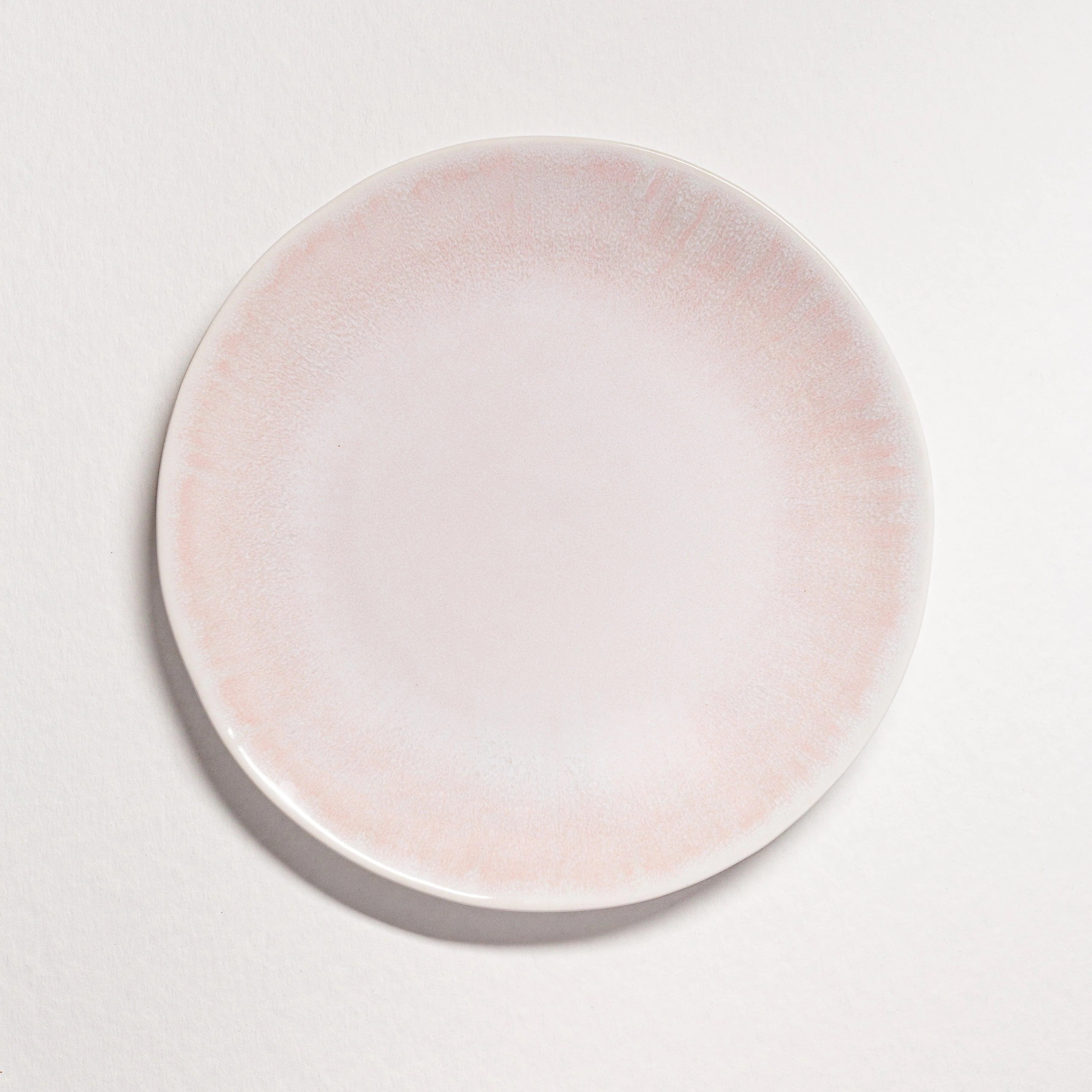 Pink Salad Plate 22cm – Handmade Dishes by Kúbome - Kúbome