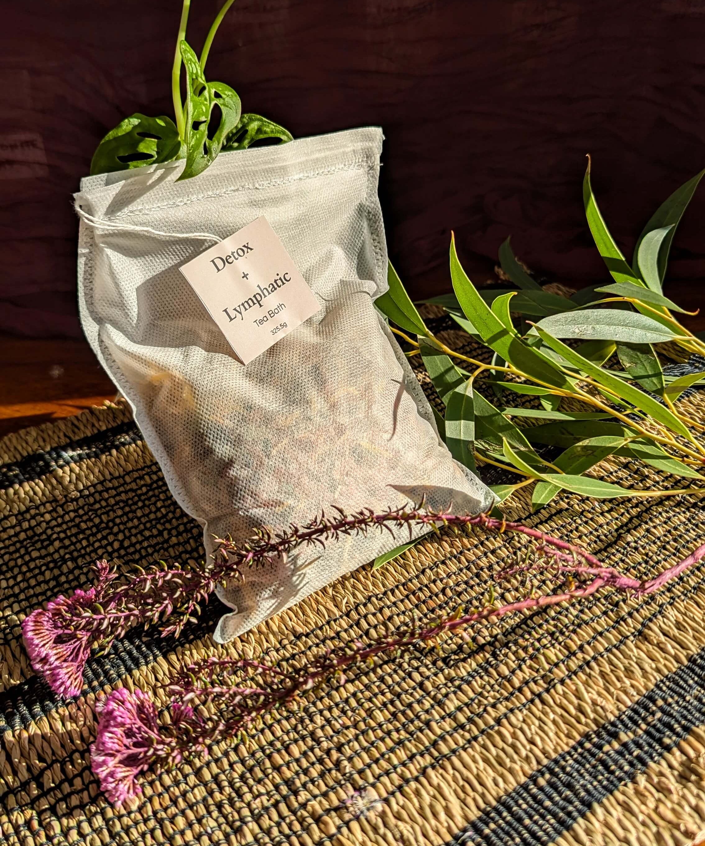 Tea Bath - Detox + Lymphatic Bath Soak – Handmade Wellness by Kúbome - Kúbome