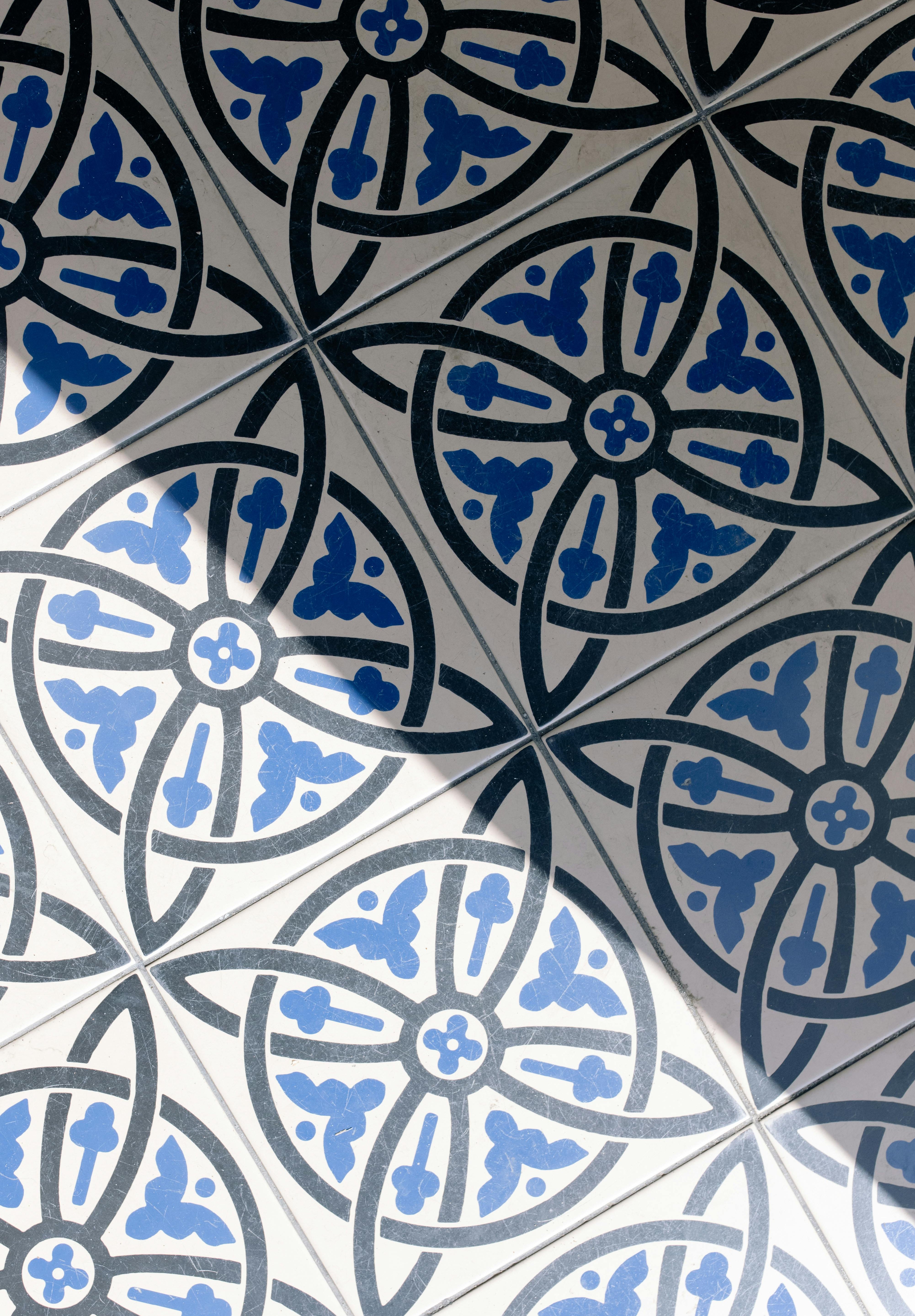 Custom Mosaic Coaster – Handmade Artwork by Mosaic Haven - Kúbome