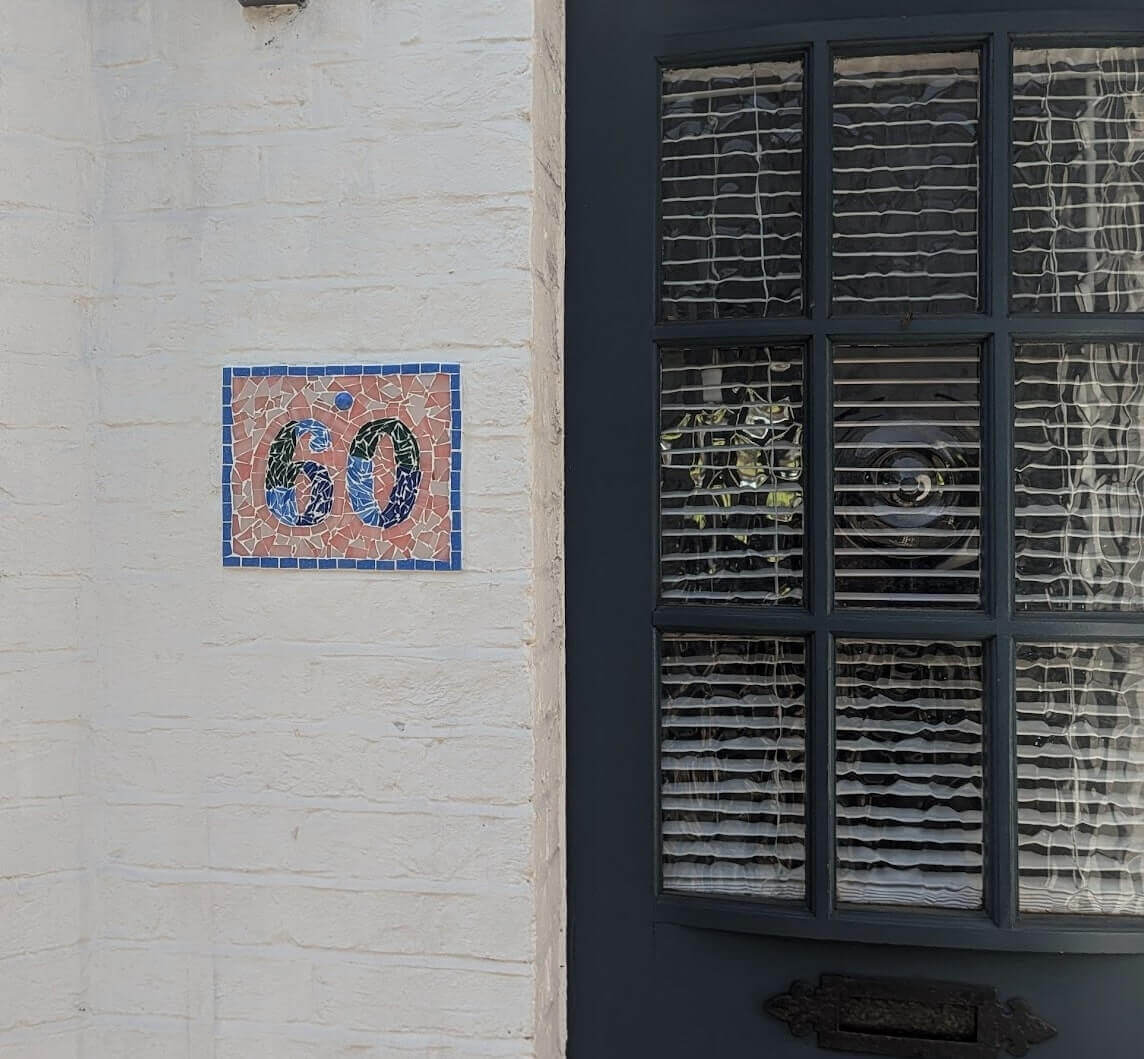 Custom Mosaic House Number – Handmade Artwork by Mosaic Haven - Kúbome